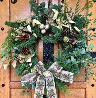 30th November 2025 5PM - Hadfield's Cafe, Swinton, M27 5FX  Christmas Wreath Making Workshop. 